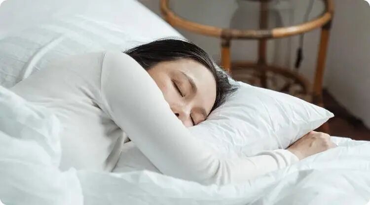 从睡姿看运势，这样睡觉的人最好命！