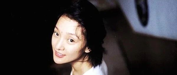 歌手周迅，唱了30年，被“嫌”了30年