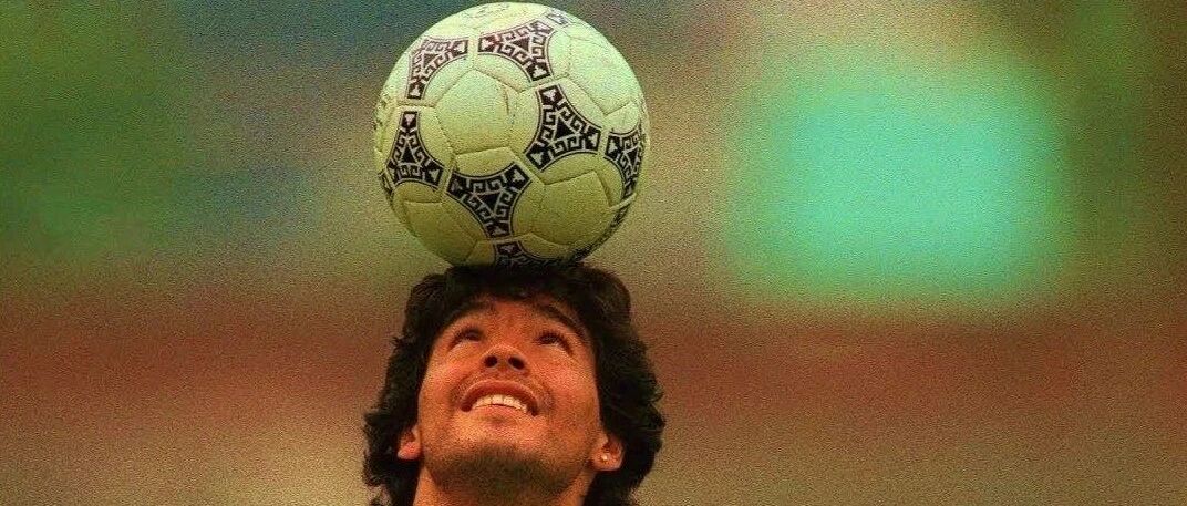 唱歌的球王马拉多纳，魔鬼与天使的一生