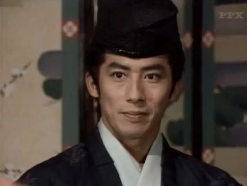 64岁日本顶级男神在好莱坞跑了20年龙套这次终于爆了