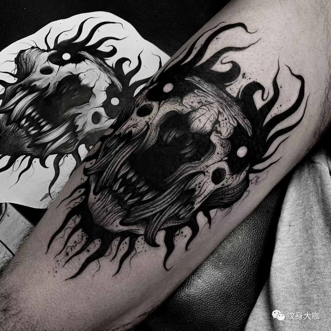 充满暗黑诡异气息的纹身风格看过必献上膝盖
