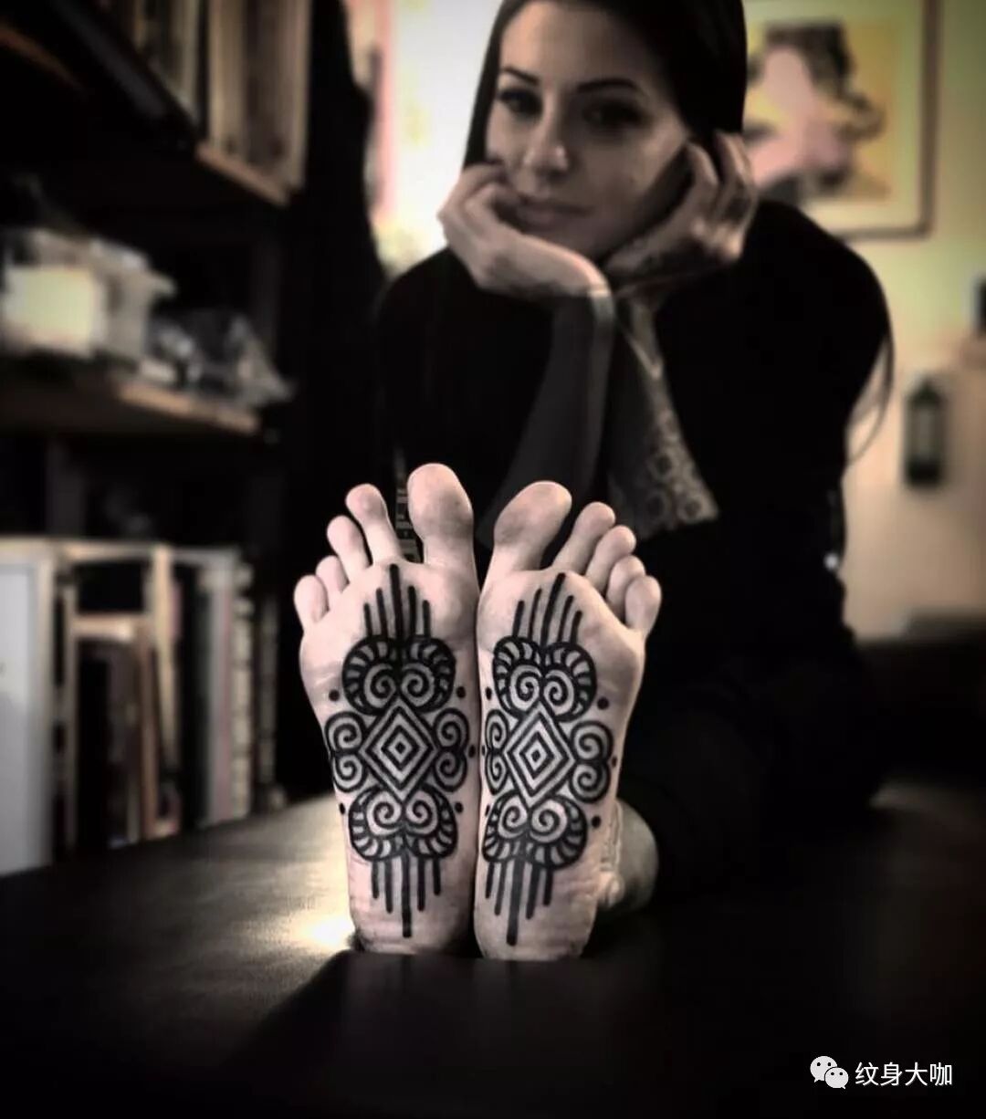 在脚底纹身之后会不会影响抠脚