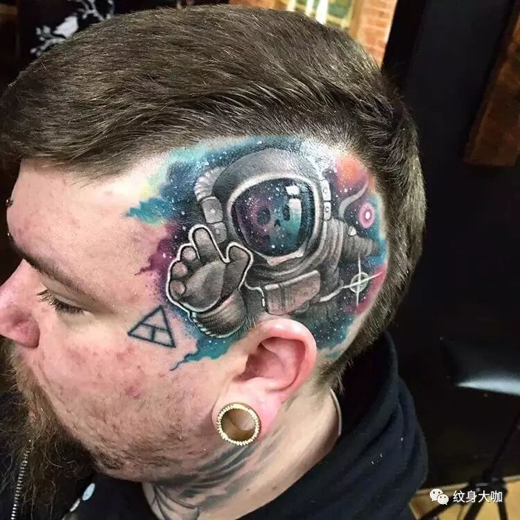 「光头」也可以如此霸气!~_纹身百科 - 纹身大咖