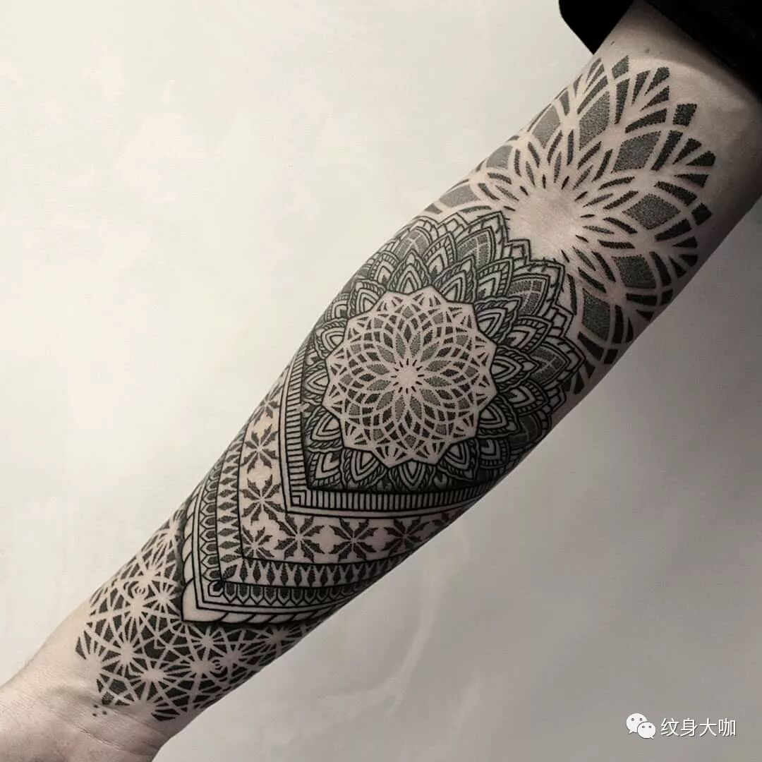 看过那么多曼陀罗纹身关于它的含义你了解多少