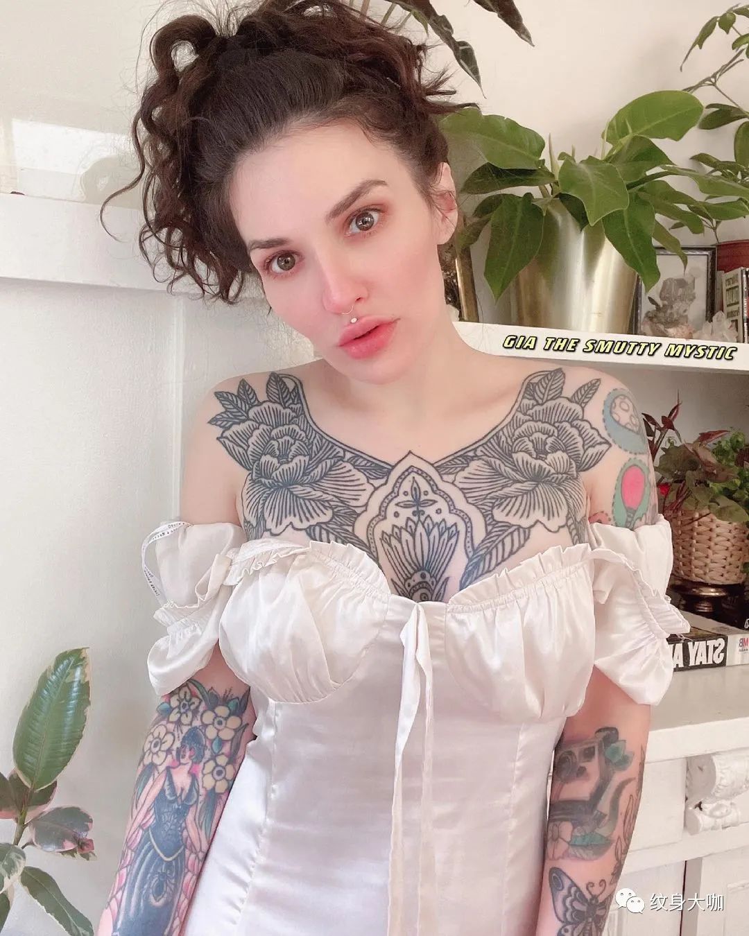 女生纹身纹在哪里比较性感?_纹身百科 - 纹身大咖