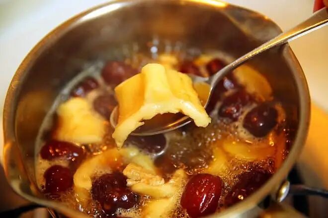 从备孕到产后，准妈妈鱼胶食谱！