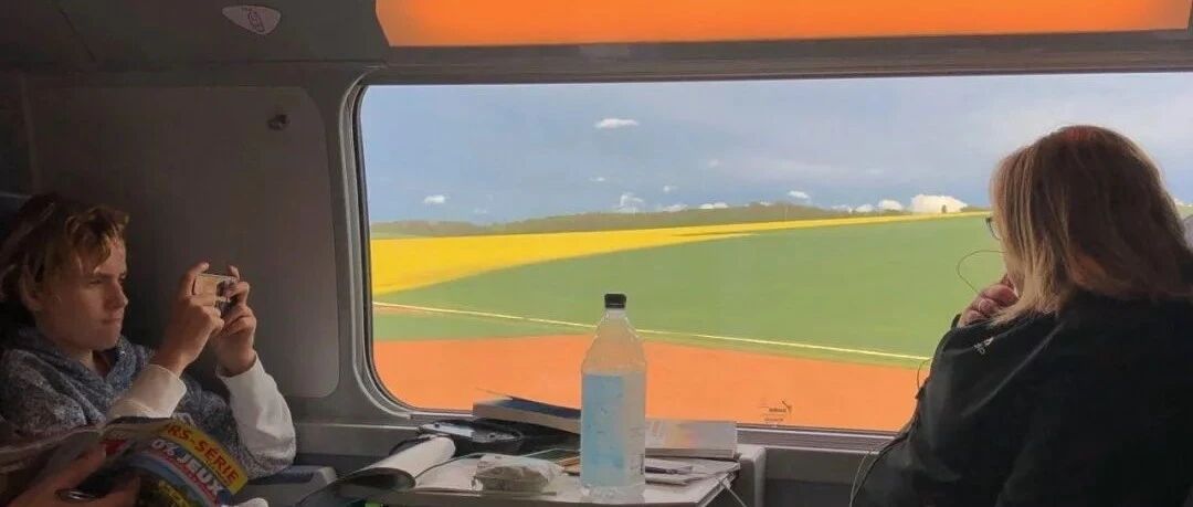 比起目的地，窗外的风景更迷人