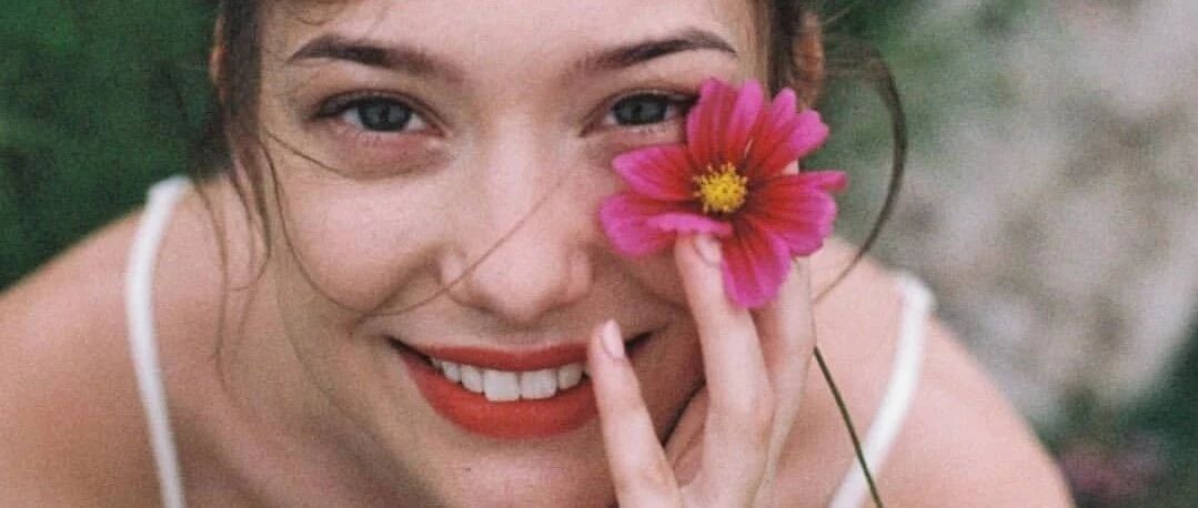 浓 颜 系 美 人，绝！