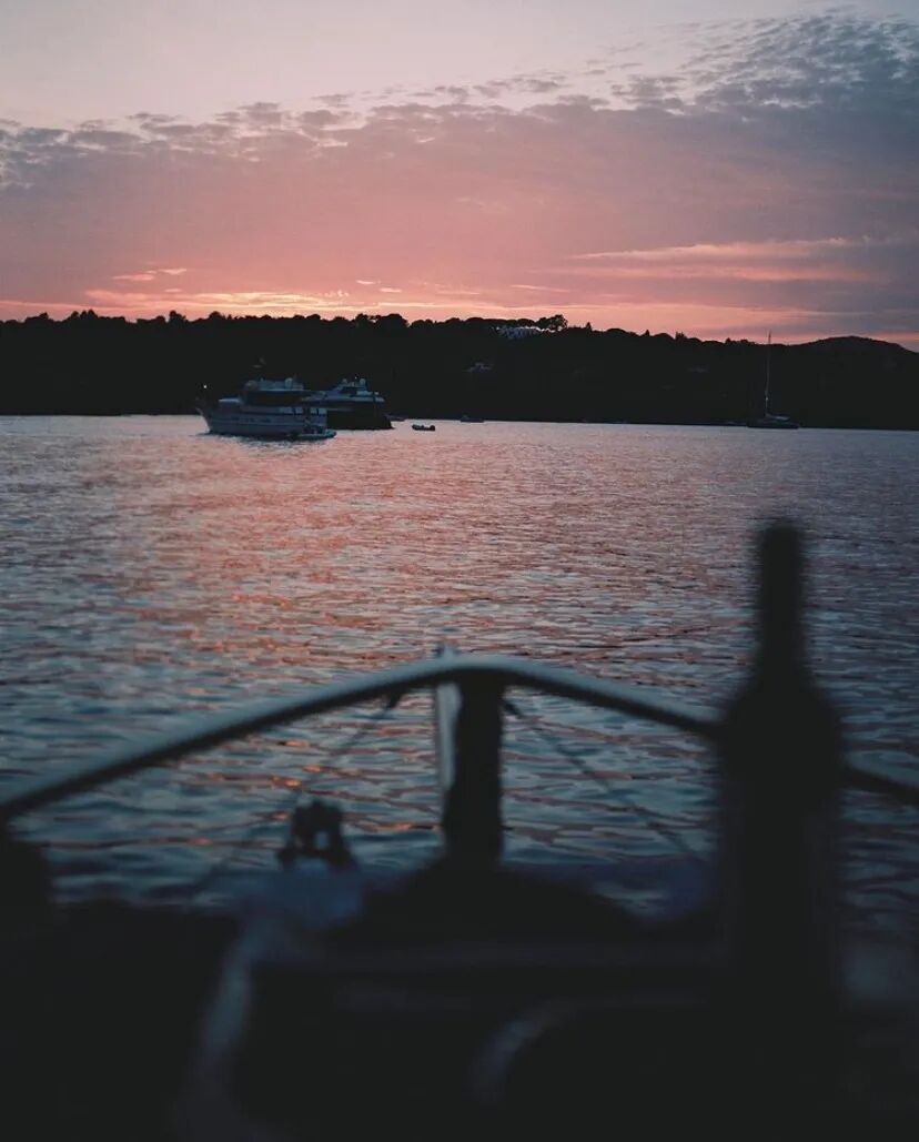 里的那种大片式展示pia另辟蹊径 选择了一个特别的视角来记录旅途风景