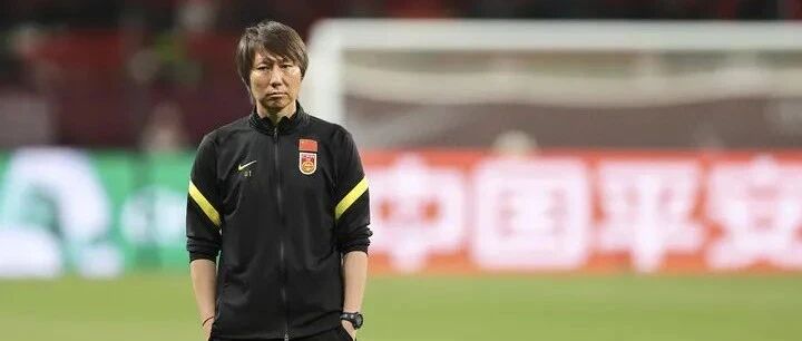 铁齿铜牙，“铁”定下课？深陷舆论风暴眼，李铁或遭提前解约