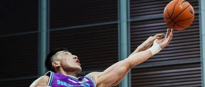 山东男篮6分惜败浙江队，陶汉林6次犯规被罚下场