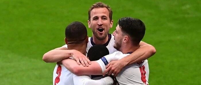 三狮军团，“躺”进决赛？欧洲杯没有剧本！