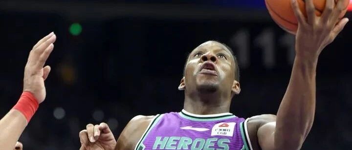 明日陶汉林继续缺阵！防好高登，山东男篮就掐住了福建队“咽喉”