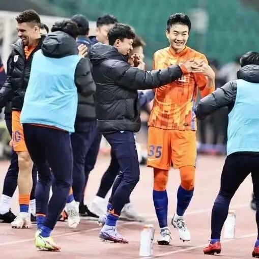 中超夺冠后首战，泰山队1:1战平北京国安​