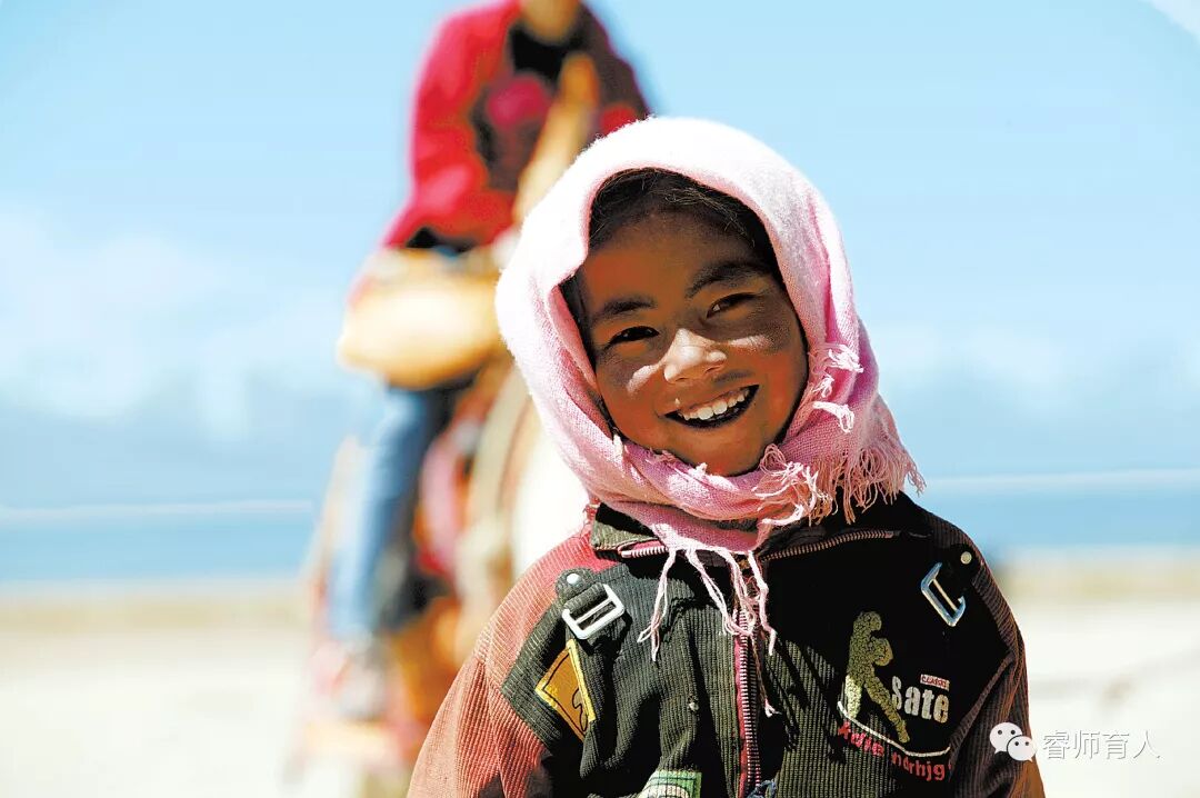 治愈心灵的短片《微笑的力量》,你的笑容是最美丽的风景!