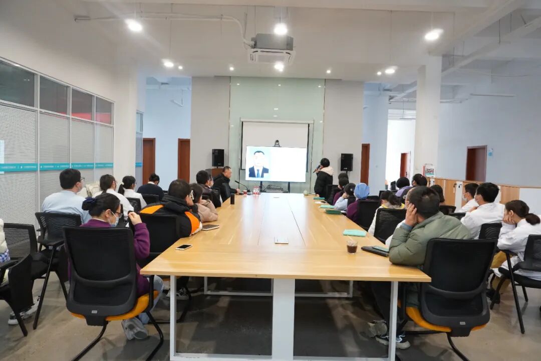 宁波海曙顾连康复医院开展《二十大精神宣讲暨国防教育》讲课