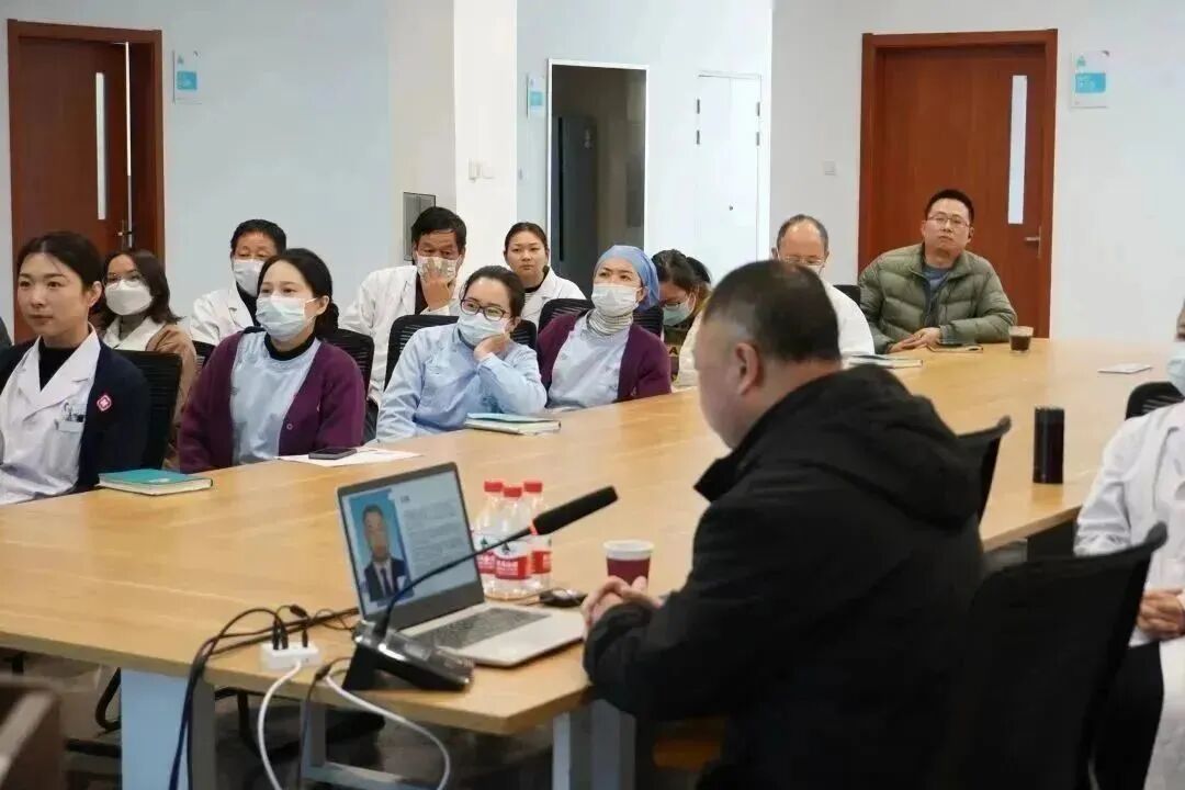 宁波海曙顾连康复医院开展《二十大精神宣讲暨国防教育》讲课