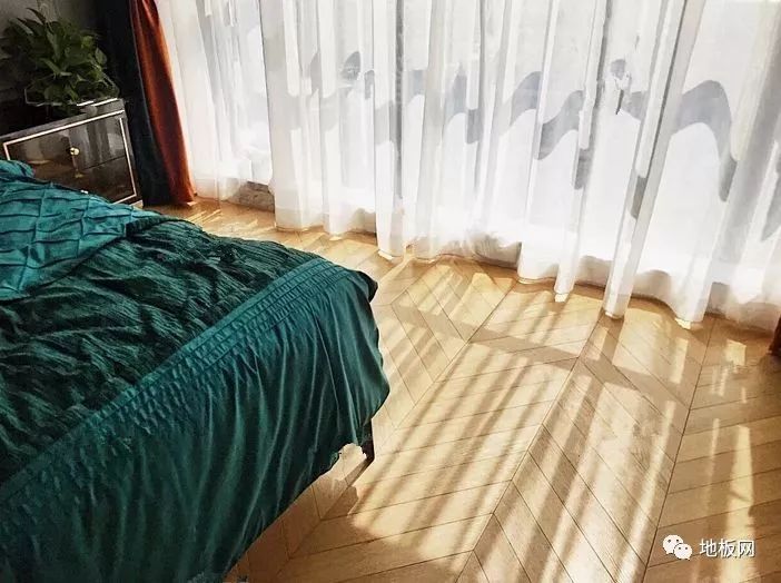 二手木地板能用嗎_宜木構思家具用的是什么木_富林地板天料木