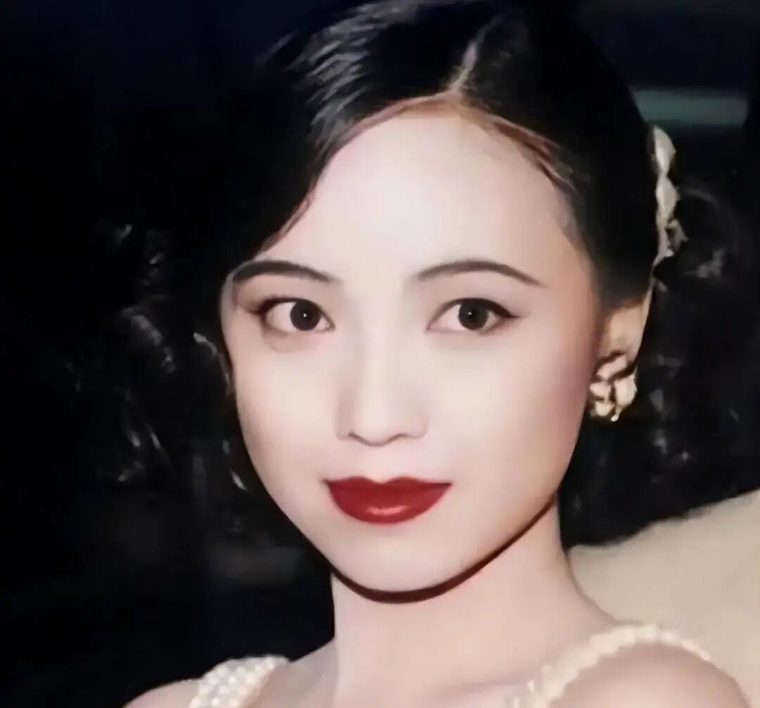 初恋曾为她当街下跪，事业当红时“知三当三”，如今57岁依然单身……她为什么不后悔？（组图） - 3