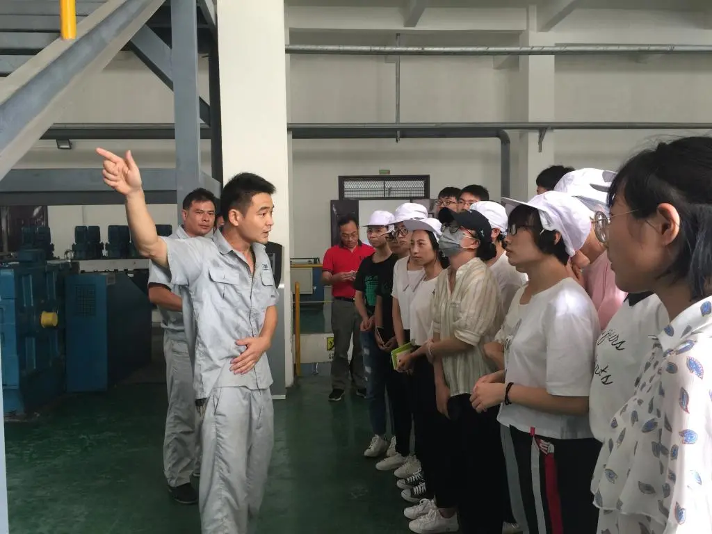 武汉纺织大学：张如全、张明谈国家级一流本科专业建设点——非织造材料与工程