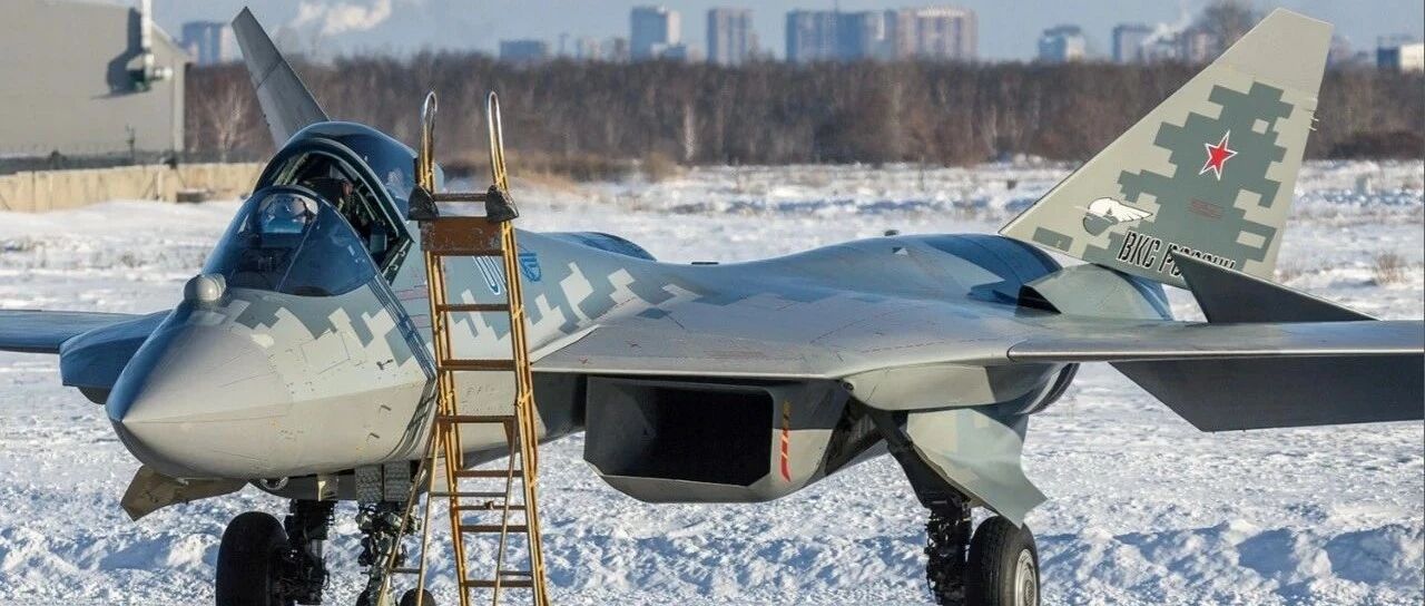 比歼20还早1年首飞，首架量产型苏57快服役，7年要造76架