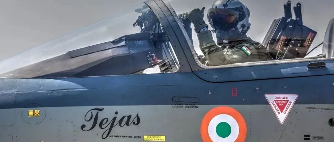 为扶持本土战斗机，印度空军下血本买了83架，单价已接近苏35