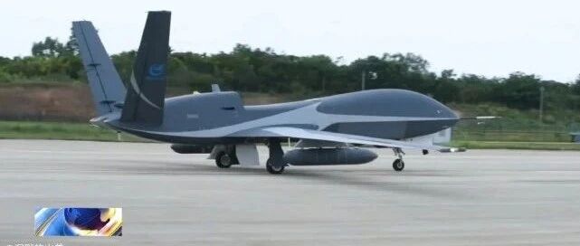 能从003航母弹射起飞的无人机意外曝光！由成飞制造，在南海干了件大事