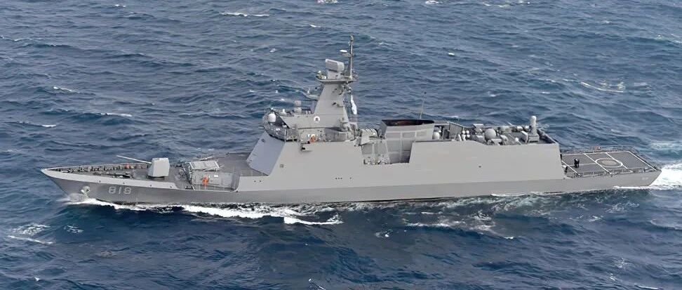 韩国海军最新一代护卫舰服役，1坑4枚舰空导弹，054A都没有