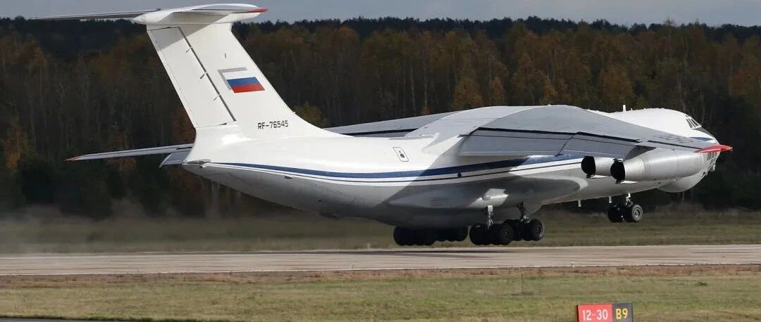 俄军老伊尔76运输机要升级，祖传尾炮拆掉，防身能力比运20强