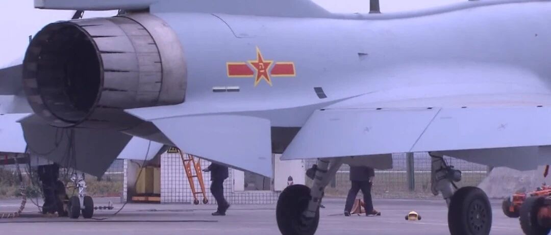 歼10的俄制发动机贵吗？和F18的差不多，比F35的便宜多了