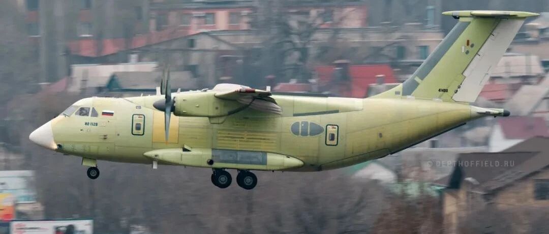 俄国第一种独立研发的全新运输机，载重仅5吨，麻雀虽小五脏俱全