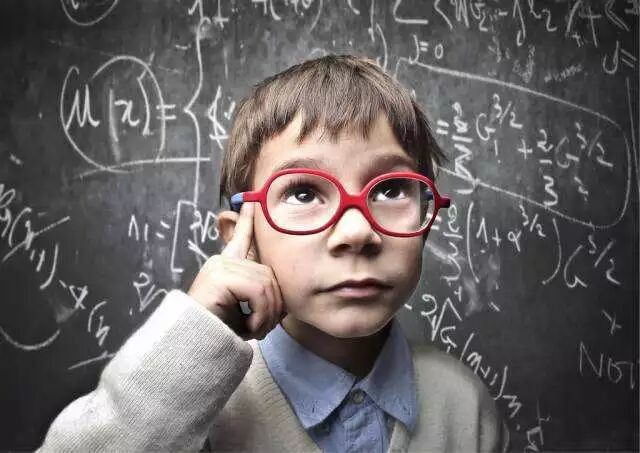 分析牌局哪些牌会跟注？