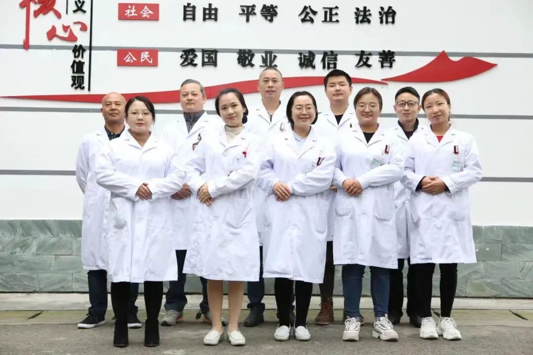 X光拍片为什么要等科普｜拍胸片检查时，为什么要求女性脱掉衣服_https://www.jmylbn.com_新闻资讯_第10张