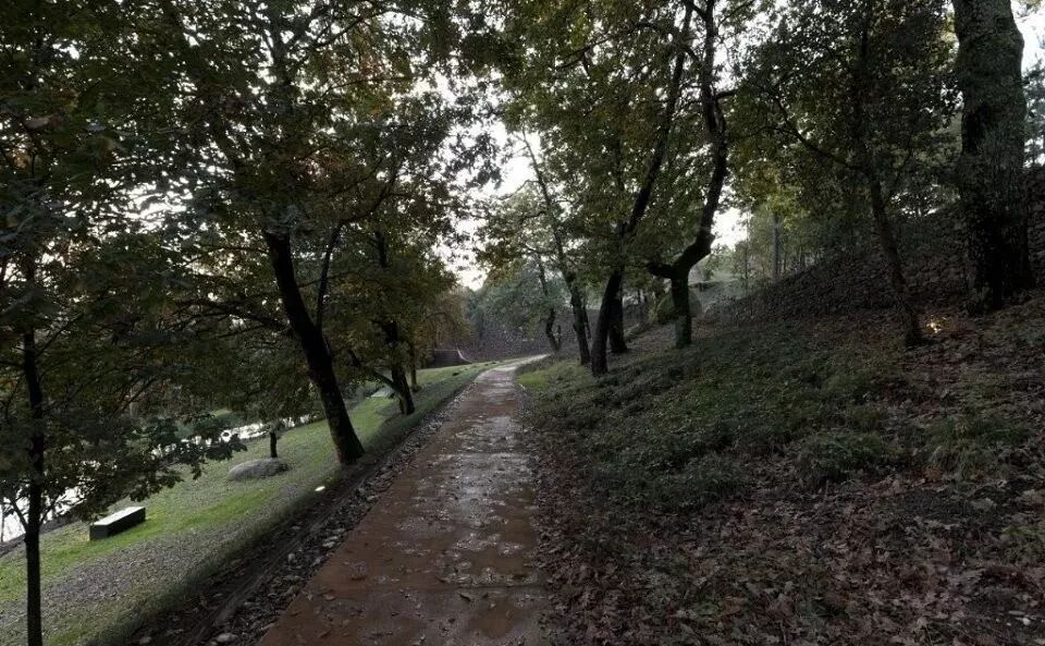 生态护坡与地表制水的图8