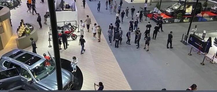 特别策划 | 2020年，是谁的至暗时刻？