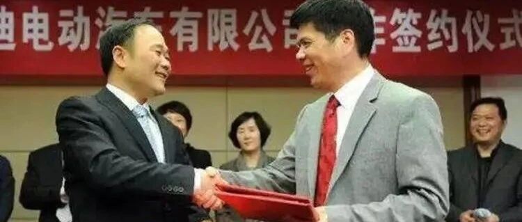 特朗普围剿TikTok，谁要帮李书福在美国卖电动车 ？