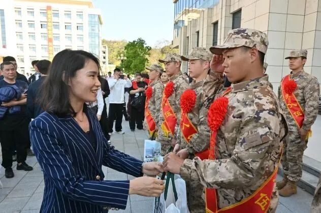 图片4.jpg