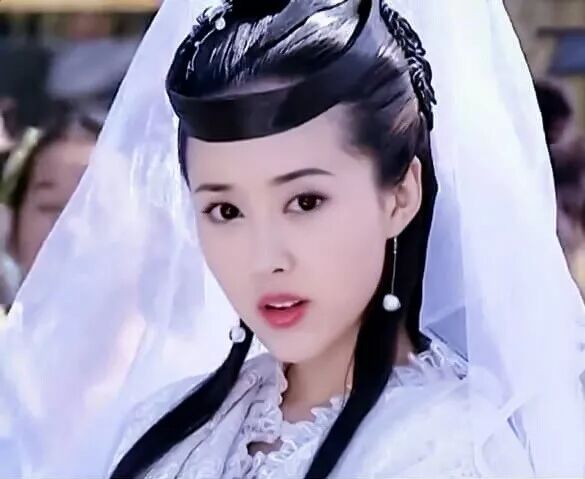 lac国际珠宝她是北影校花被喻为史上最美嫦娥与赵薇