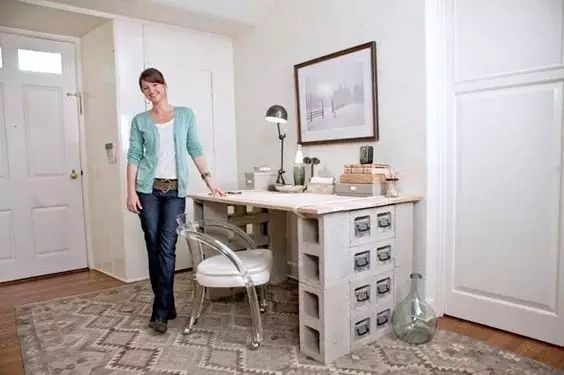 一块砖头，无所不能，如果只是拿来砌墙，就没意思了