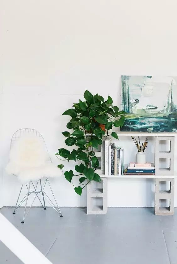 一块砖头，无所不能，如果只是拿来砌墙，就没意思了