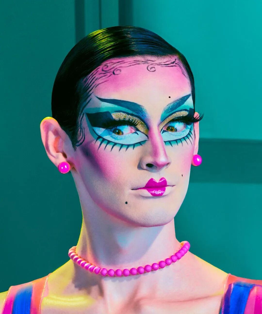 艺术与设计 - 法国病态美学摄影师,口味独特爱拍「非主流」