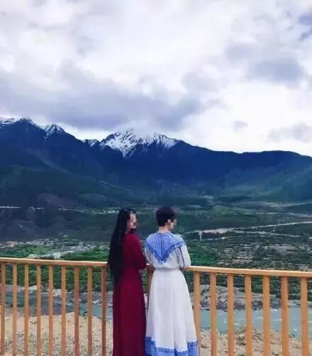 中国姑娘买18件衣服，旅游拍照后全退货！网友都怒了！换成在澳洲，你可能要被封号了... - 8