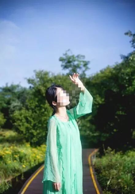 中国姑娘买18件衣服，旅游拍照后全退货！网友都怒了！换成在澳洲，你可能要被封号了... - 9