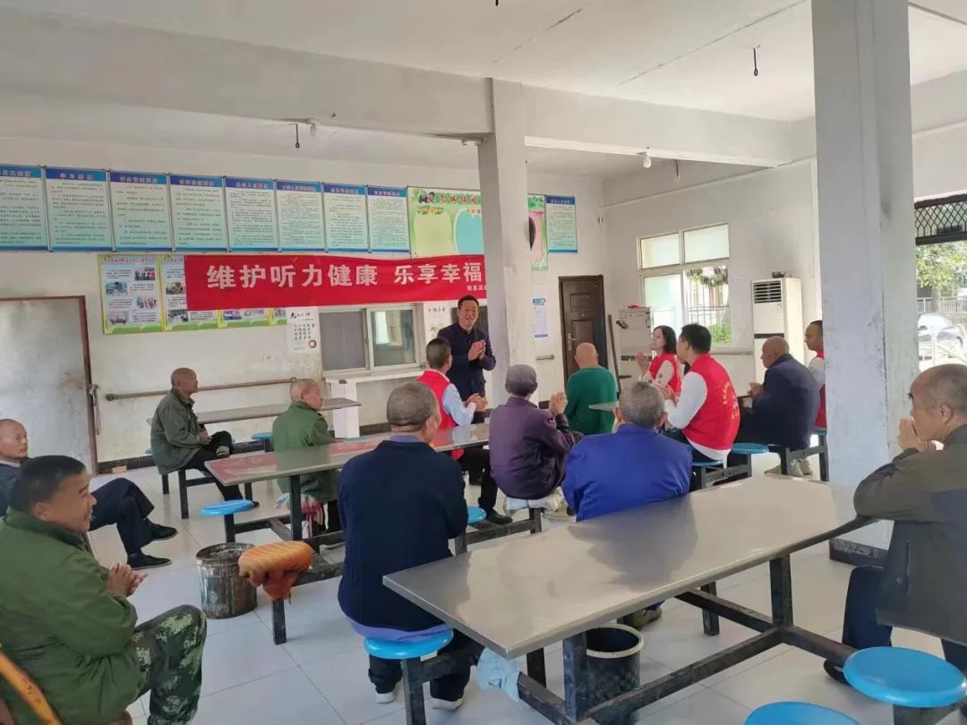 重阳秋色暖   敬老情更浓重阳节,志愿者活动,敬老爱老,老人福利院,消防知识讲座