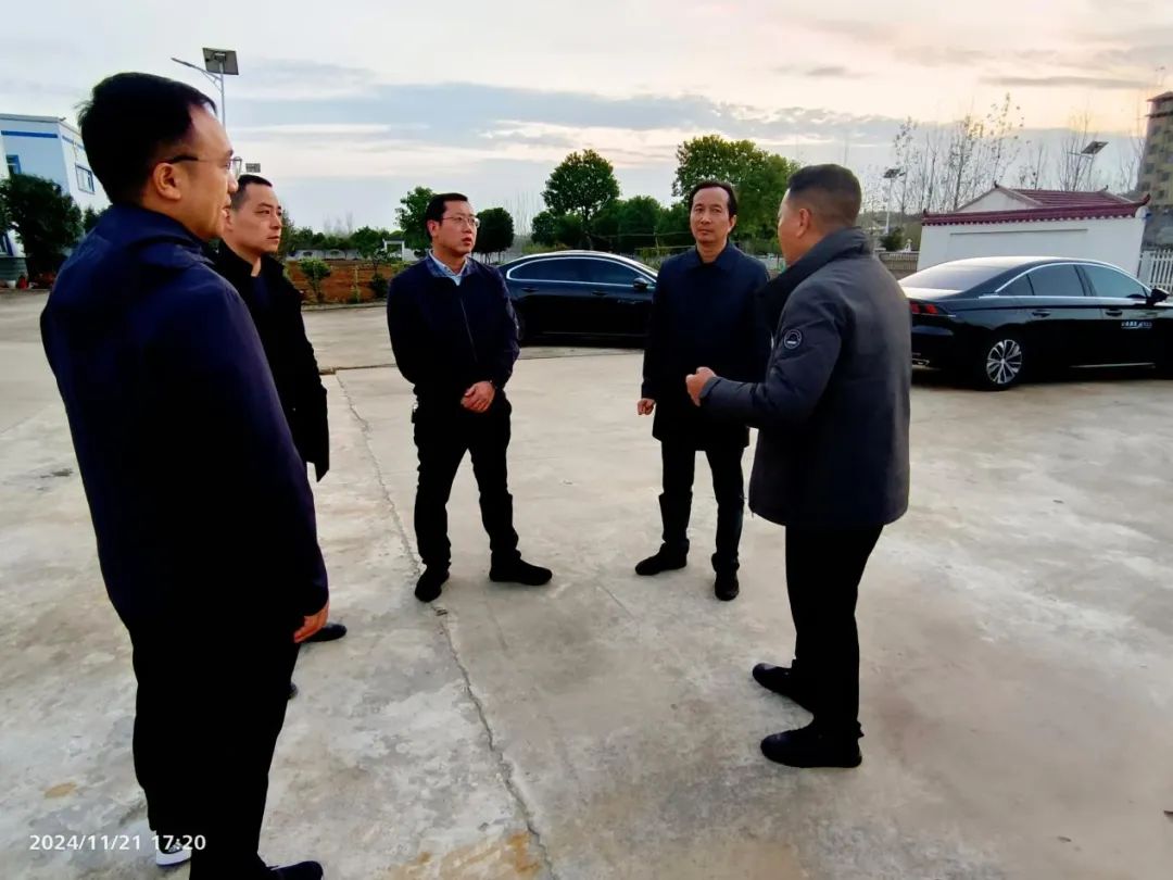 副县长黎鹏到高城镇开展“我为企业争跑创”活动副县长黎鹏,高城镇,企业服务,中小企业,发展规划