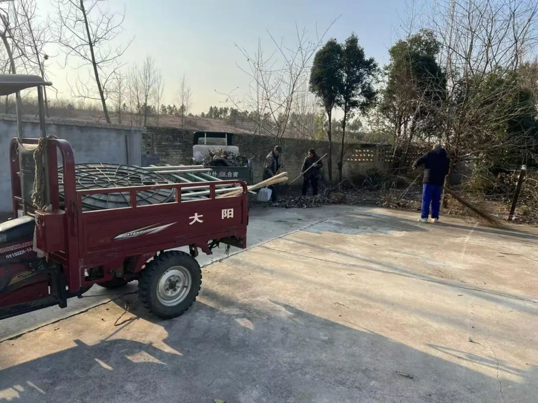 清洁家园齐奋战    周末工作不打烊清洁家园,高城镇,周末活动,环境卫生,社区清理