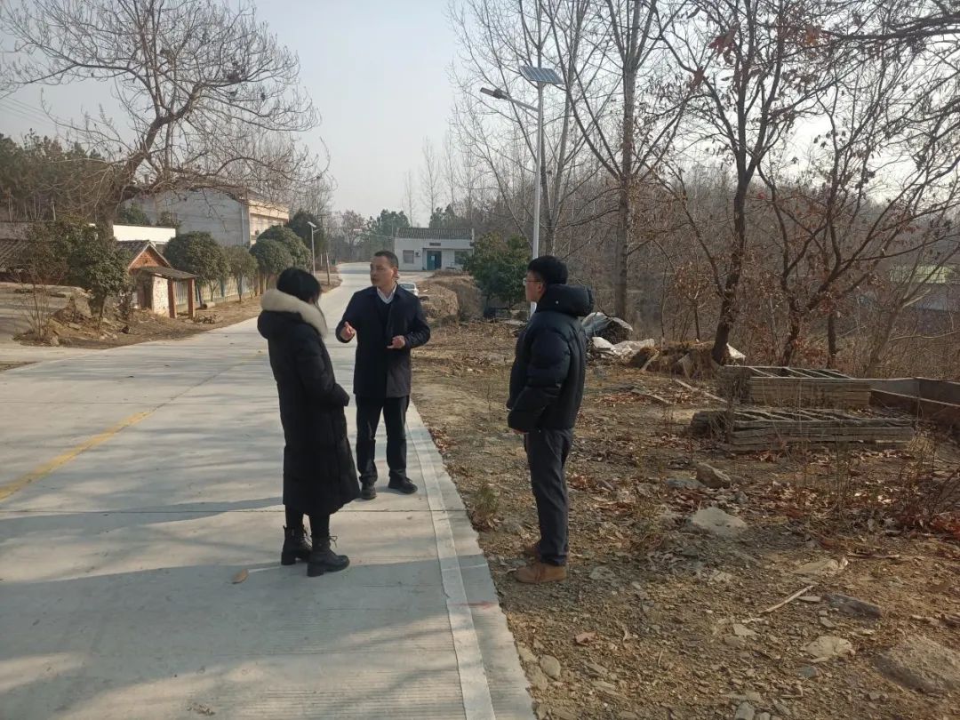 清洁家园齐奋战    周末工作不打烊清洁家园,高城镇,周末活动,环境卫生,社区清理