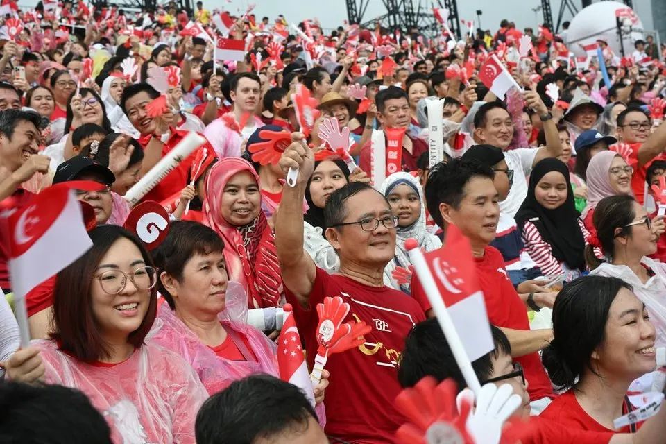 巴东剧院传统上在主剧和每场预演中都接待了大约27，000名观众。
