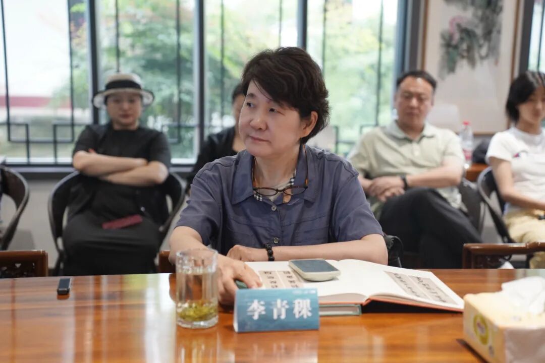 “江载弦歌——从武汉到乐山的人文画卷与精神图景”文献艺术展在四川乐山市开幕，展期至9月15日