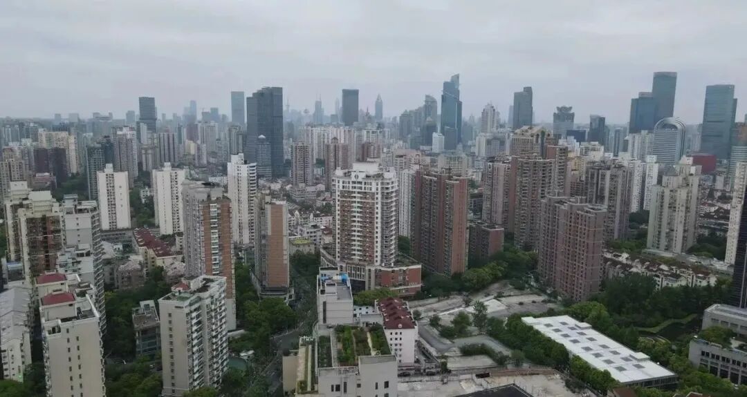 那个横扫全国的"地王之王",杀回上海市中心!